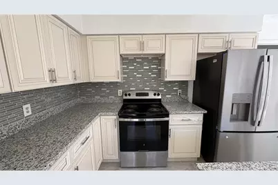 1723 Plumbwood Way, Houston, TX 77058 - Photo 4