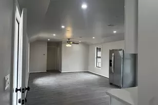 627 County Road 5102I, Cleveland, TX 77327 - Photo 2