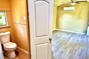 503 N 5th St, Alvin, TX 77511 - Photo 12