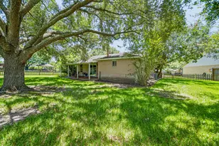 2508 Knoxville Dr, League City, TX 77573 - Photo 24