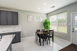 3707 Pine View Ct, Pearland, TX 77581 - Photo 12