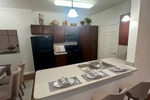 320 S Stewart Blvd, Alton, TX 78573 - Photo 10