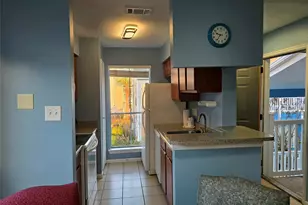 3506 Cove View Blvd, Galveston, TX 77554 - Photo 14