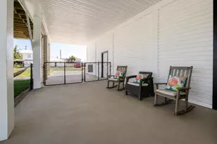 4235 San Jacinto Dr, Galveston, TX 77554 - Photo 20