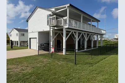 4235 San Jacinto Drive, Galveston, TX 77554 - Photo 4