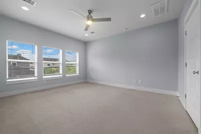 1606 Westside Gardens Lane, Houston, TX 77055 - Photo 14