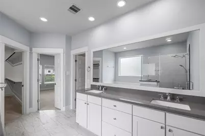 1606 Westside Gardens Lane, Houston, TX 77055 - Photo 16