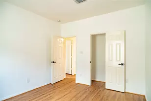 16327 Woma Ct Ct, Sugar Land, TX 77498 - Photo 8