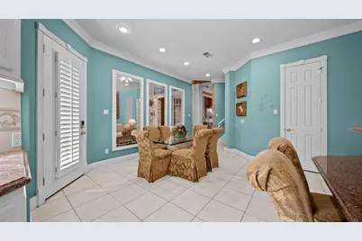 5030 Huntwick Parc Court, Houston, TX 77069 - Photo 14