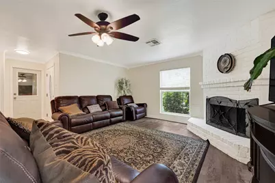 919 Western Hills Drive, Katy, TX 77450 - Photo 6