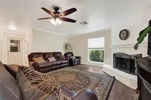 919 Western Hills Dr, Katy, TX 77450 - Photo 6