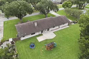 3403 Windsor St, Pearland, TX 77581 - Photo 40