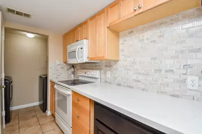 9536 Windswept Lane #9536, Houston, TX 77063 - Photo 2