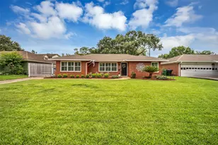 4706 Tonawanda Dr, Houston, TX 77035 - Photo 2
