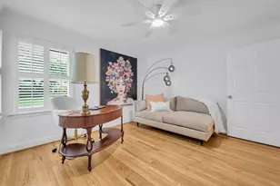 4706 Tonawanda Dr, Houston, TX 77035 - Photo 26