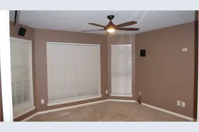 4823 Cypress Spring Drive, Missouri City, TX 77459 - Photo 6