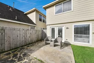 10814 Tobar Falls Cir, Houston, TX 77064 - Photo 34