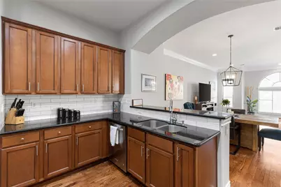 1608 Colorado Street, Houston, TX 77007 - Photo 8