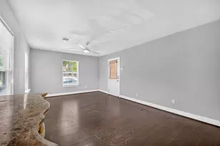 7218 Philibert Ln, Houston, TX 77028 - Photo 12