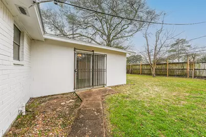 15222 Wickbriar Drive, Houston, TX 77053 - Photo 28