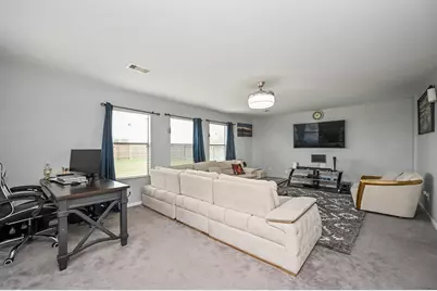 5615 Sunfall Bend Ln, Katy, TX 77449 - Photo 6