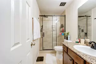 12514 Colony Hill Ln, Houston, TX 77014 - Photo 30