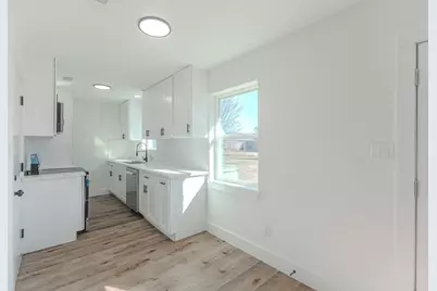 8506 Brock Park Boulevard, Houston, TX 77078 - Photo 12