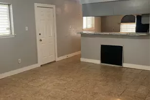 1623 Canary Cir, League City, TX 77573 - Photo 12