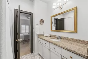 1956 Welch St, Houston, TX 77019 - Photo 16