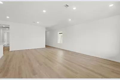 16426 Pinebrook Leaf Lane, Magnolia, TX 77355 - Photo 8