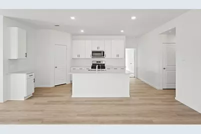 16426 Pinebrook Leaf Lane, Magnolia, TX 77355 - Photo 6