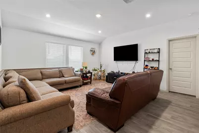 7118 Sunset Creek Drive, Rosenberg, TX 77469 - Photo 8