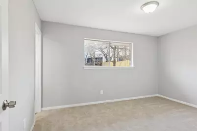 8646 Whitecastle Lane, Houston, TX 77088 - Photo 14