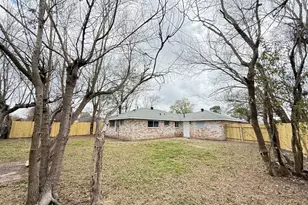 8646 Whitecastle Ln, Houston, TX 77088 - Photo 22