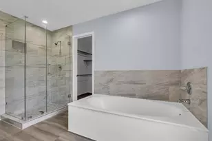 14119 Falling Elm Ln, Houston, TX 77015 - Photo 16