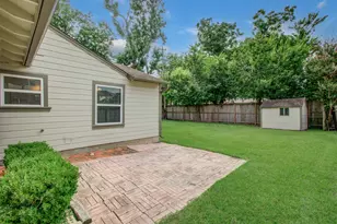 5519 Huisache St, Houston, TX 77081 - Photo 34