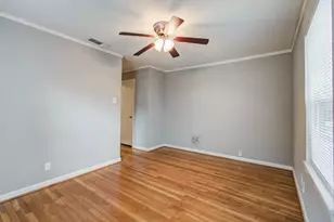 5519 Huisache St, Houston, TX 77081 - Photo 28