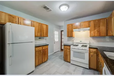 5519 Huisache Street, Houston, TX 77081 - Photo 18