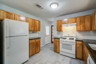 5519 Huisache St, Houston, TX 77081 - Photo 18