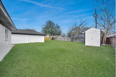 2701 Mustang Road, Alvin, TX 77511 - Photo 40