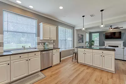 3 E Night Heron Place, The Woodlands, TX 77382 - Photo 16