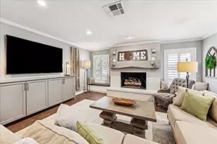 2489 Bartlett Rd, Sealy, TX 77474 - Photo 2