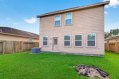 10538 Pine Landing Drive, Houston, TX 77088 - Photo 4