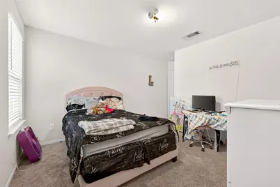10538 Pine Landing Drive, Houston, TX 77088 - Photo 14