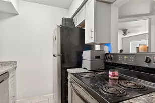 8421 Hearth Dr, Houston, TX 77054 - Photo 14