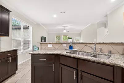 8 Landscape Court, Conroe, TX 77301 - Photo 18