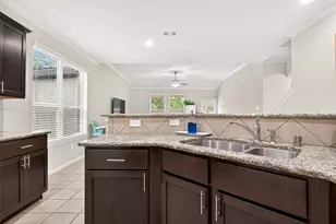 8 Landscape Ct, Conroe, TX 77301 - Photo 18