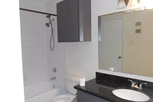 2750 Holly Hall St, Houston, TX 77054 - Photo 8