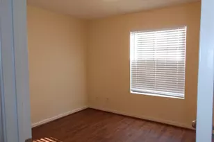 2750 Holly Hall St, Houston, TX 77054 - Photo 10