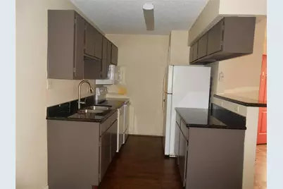 2750 Holly Hall Street #603, Houston, TX 77054 - Photo 4